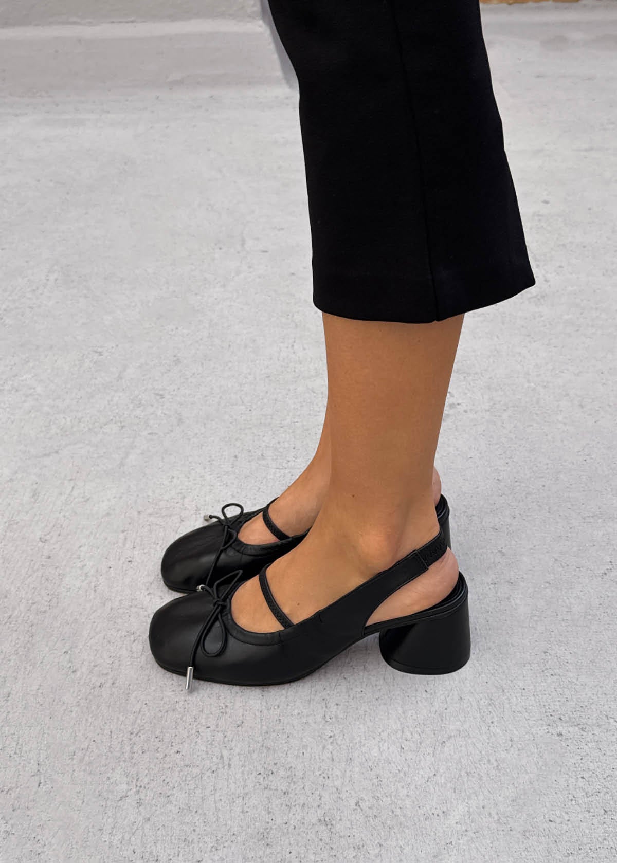 Marly Black Leather Pumps - Image 2