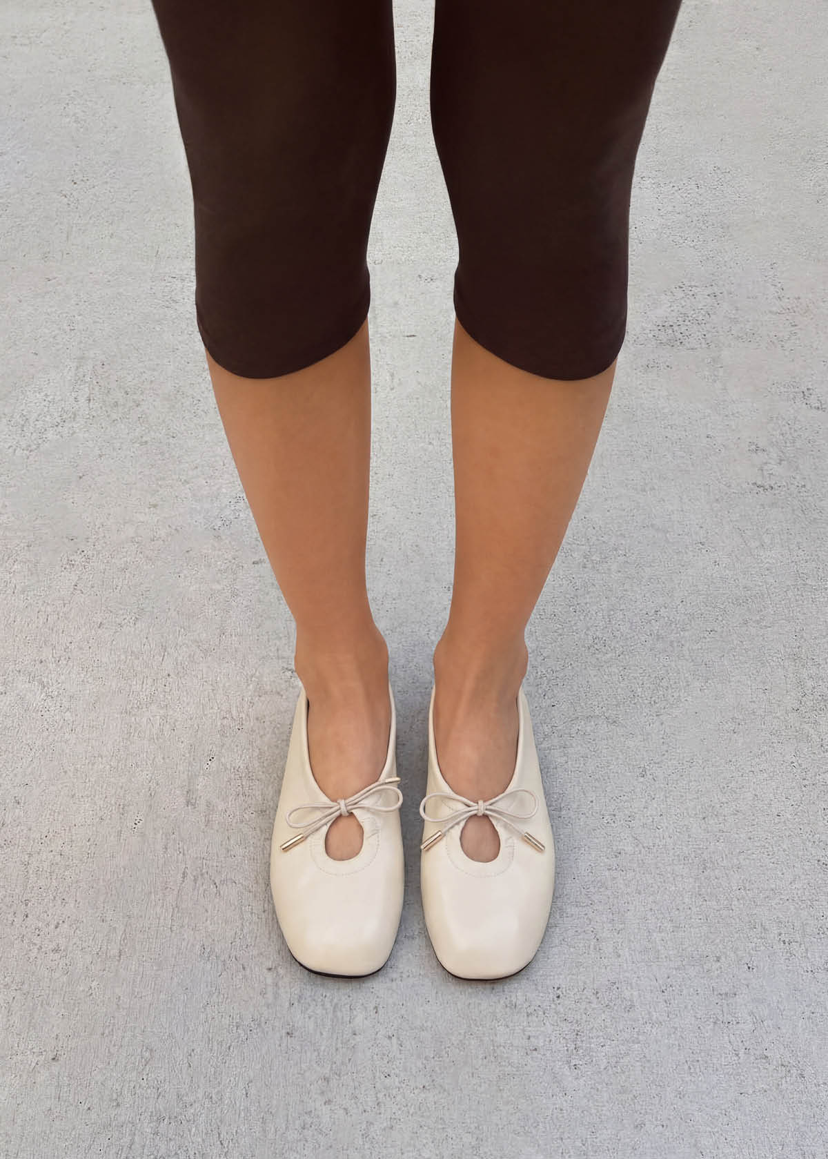 Rosalind Cream Leather Ballet Flats - Image 2