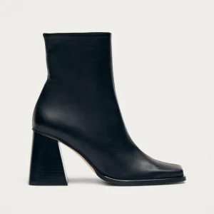 South Black Leather Ankle Boots