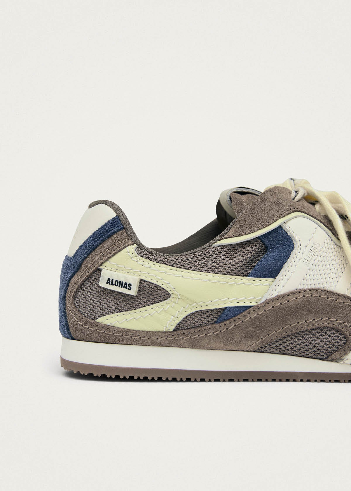 Tb.33 Taupe Leather Sneakers - Image 7